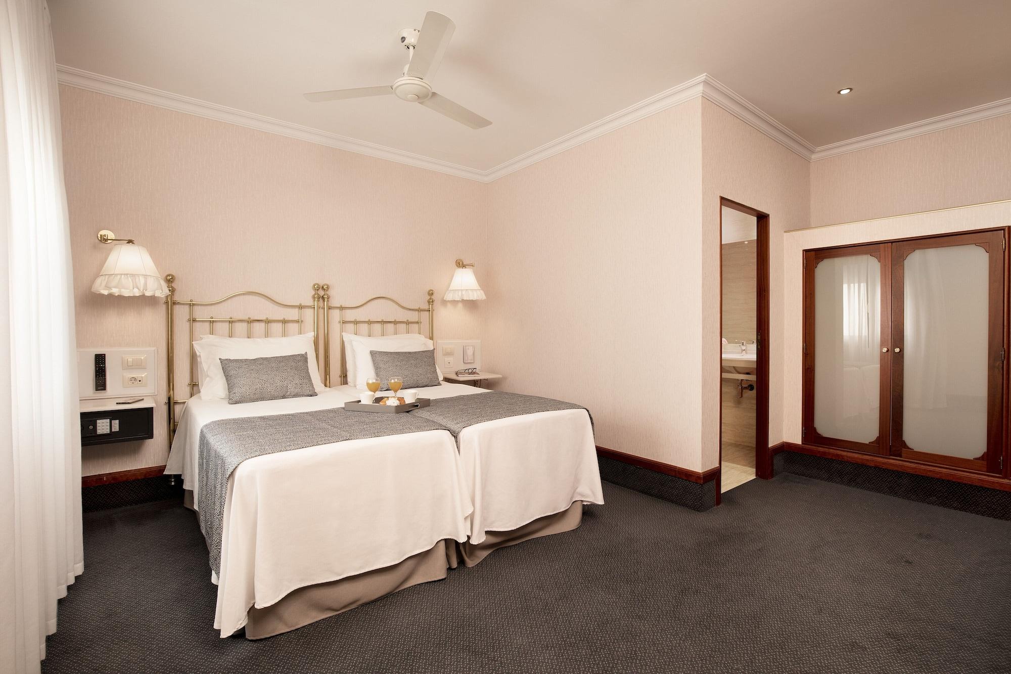 Hotell Continental 3*